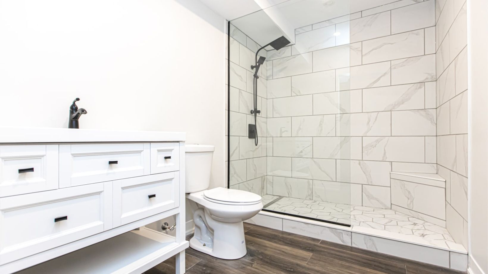 10 Essential Tips for a Successful Bathroom Renovation